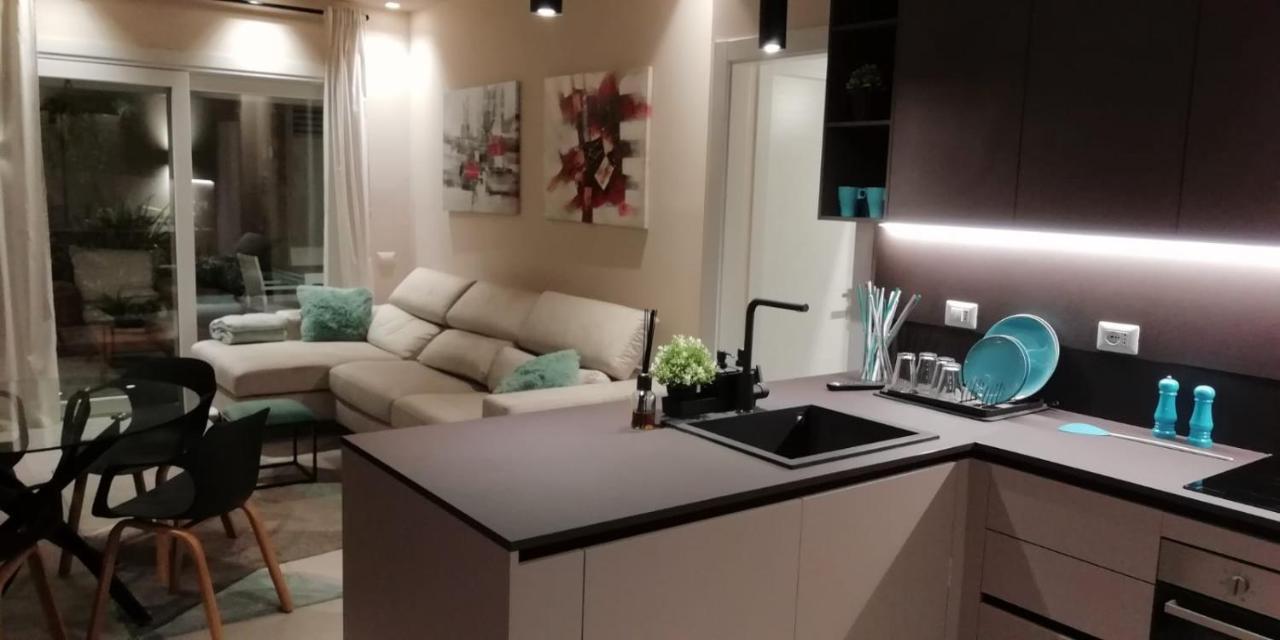 Town-Beach Home Civitanova Marche Ngoại thất bức ảnh